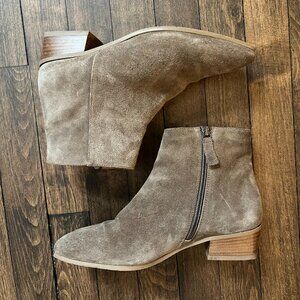 Aquatalia Suede Boots - Size 7.5